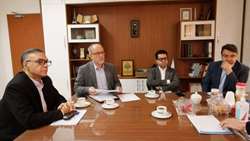 تشکیل جلسه کمیته ایمپلنت برای ارتقای خدمات و تسهیل دسترسی بیماران به درمان ایمپلنت
